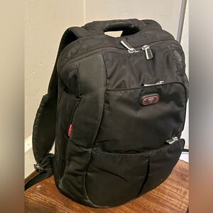 Tumi T-Tech Flow Laptop Backpack Black 5105D Bag Nylon EUC H14742